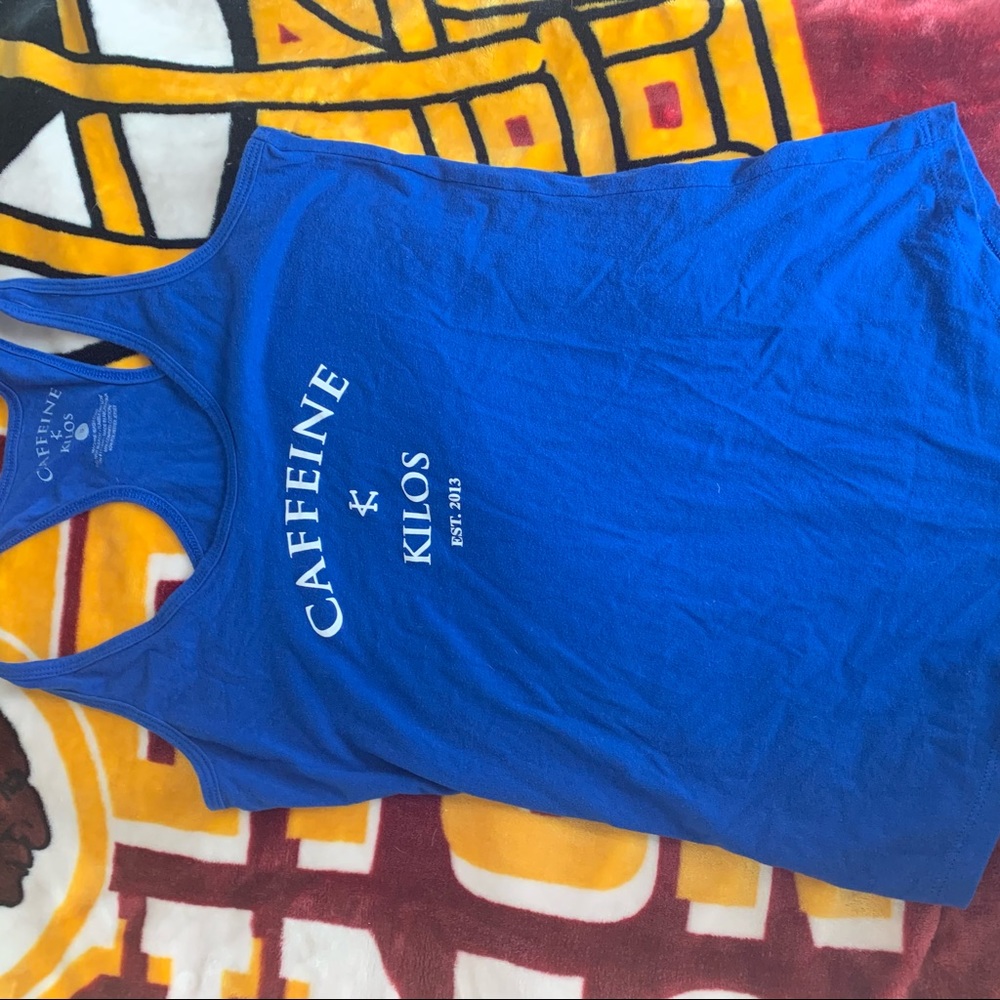 Weightlifting shirt